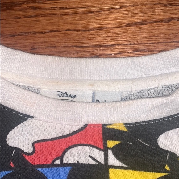 Collection Exclusive Mickey Crop Top - Picture 2 of 4